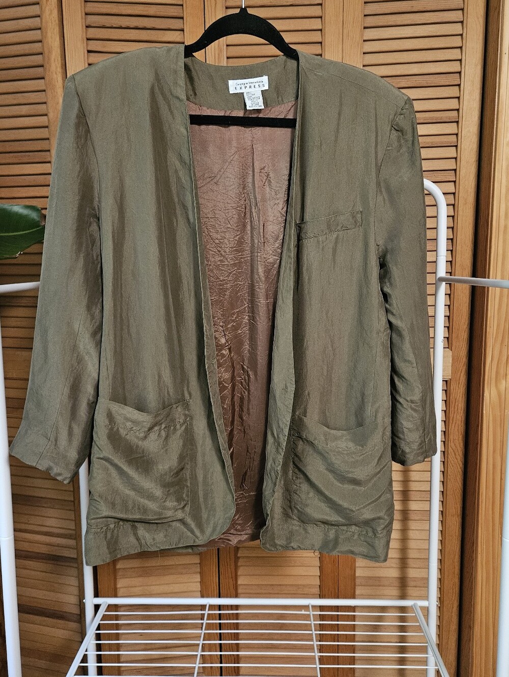 Vintage Olive Green 100% Silk Preppy Compagnie Internationale Express Blazer
